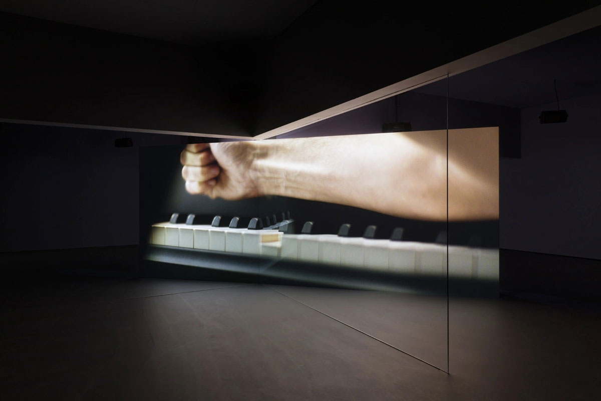 Anri Sala, Take Over, 2017