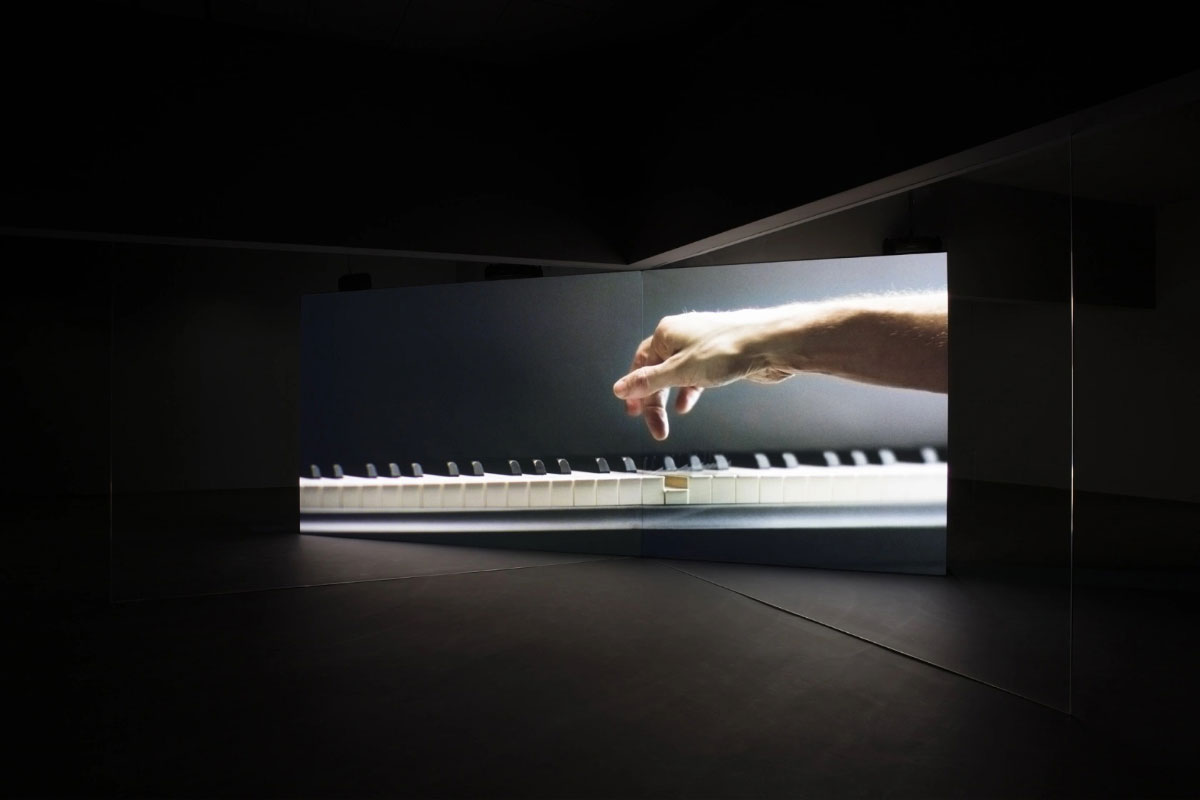 Anri Sala, Take Over, 2017