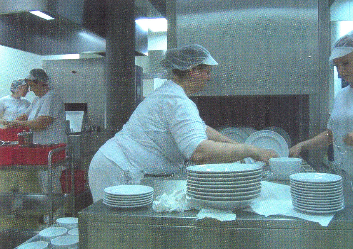 Sanja Iveković, The Invisible Women of Erste Campus, 2016, film still, courtesy the artist and Erste Group Bank AG