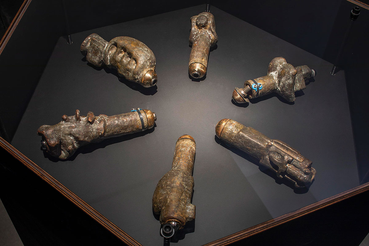 Markus Copper, Sixpack of Instant Death, 1995, Photo: Finnish National Gallery / Petri Virtanen