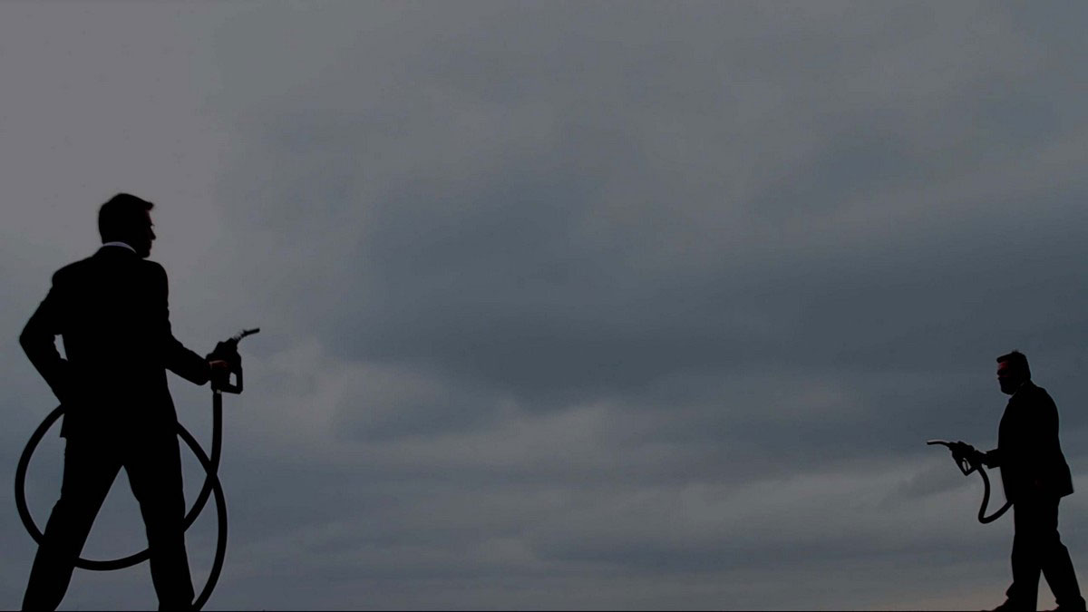 Christopher Cozier, Gas Men (still), 2014, Two-channel HD video (color, sound), Duration: 2 minutes, 7 seconds, Display dimensions variable, Courtesy of the artist