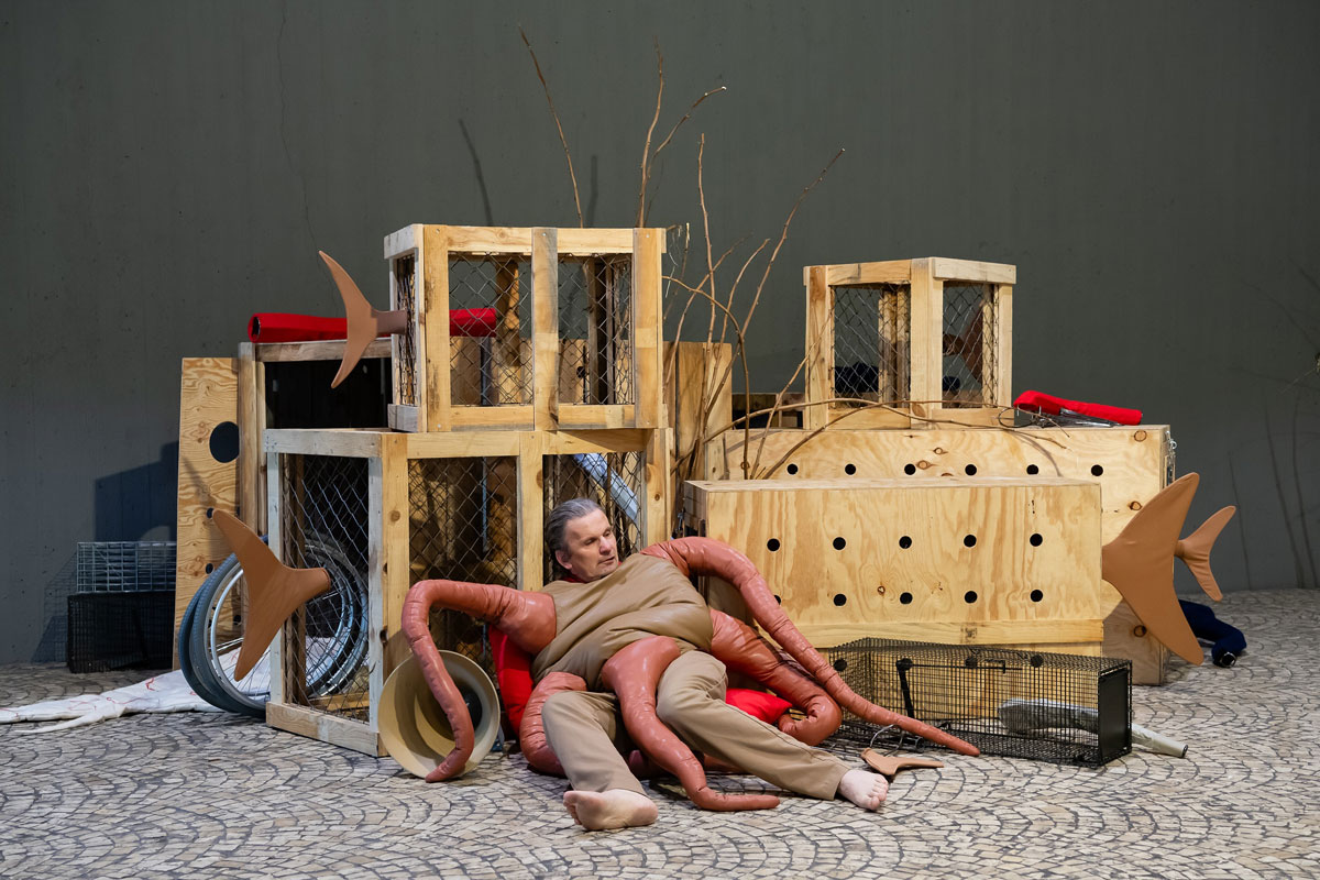 Eva Kotatkova, My Body Is Not An Island, Duisburg 2023, © Eva Kotatkova, Courtesy Katja Illner Urbane Künste Ruhr