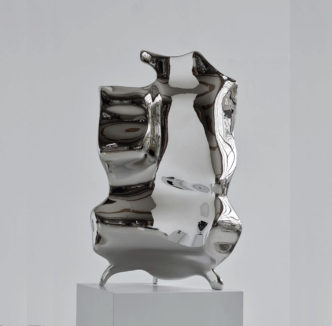 Tony Cragg, Untitled, 2023, Stainless steel, 90 x 39 x 58 cm (35.43 x 15.35 x 22.83 in), © Tony Cragg, Courtesy the artist and Thaddaeus Ropac Gallery
