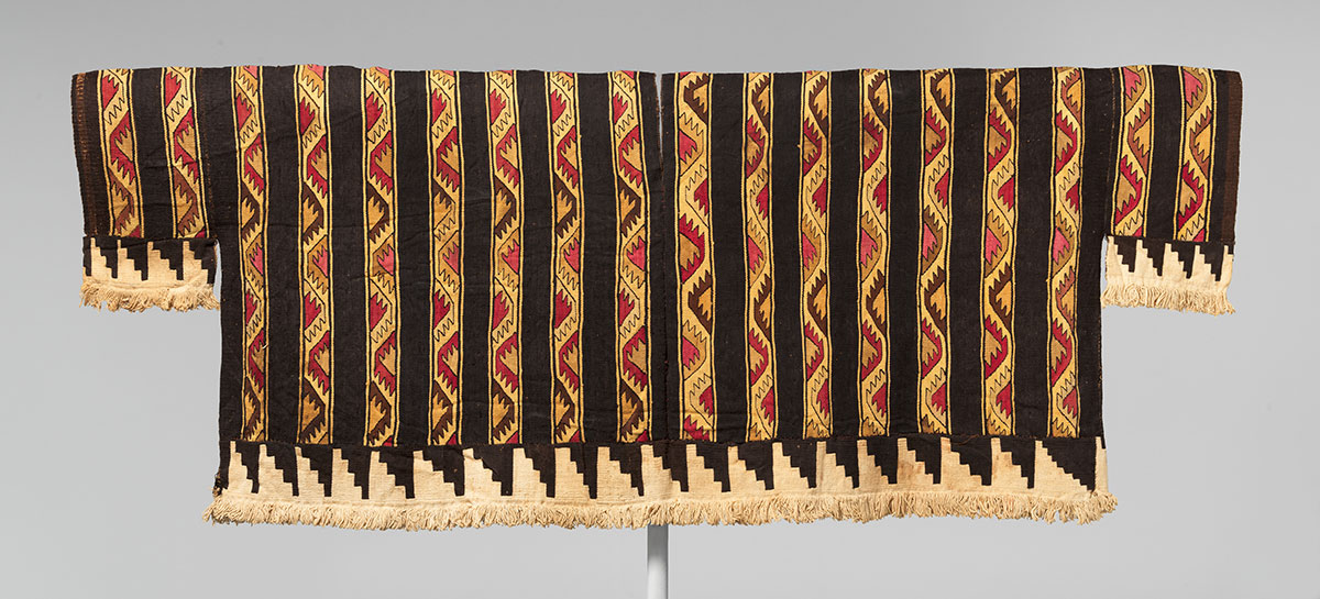 Central coast artist , Shirt, 1460-1540, Peru, Camelid hair, cotton, 19 x 47 in. (48.3 x 119.4 cm), The Metropolitan Museum of Art, Gift of Arthur M. Bullowa, 1983, (1983.497.1), Image: © The Metropolitan Museum of Art