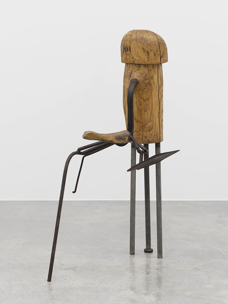Richard Hunt, Construction S, 1956, Welded steel and catalpa wood, 147.3 x 78.7 x 80.0 cm | 58 x 31 x 31 1/2 in., © Richard Hunt, Courtesy White Cube Gallery