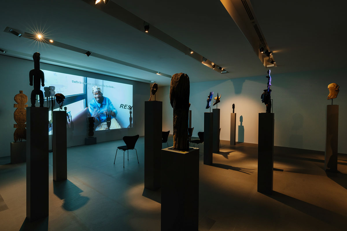Kader Attia, The Object’s Interlacing, 2020, © VG Bild-Kunst, Bonn 2024, Courtesy the artist and Galerie Nagel Draxler Berlin/ Köln/ München, © Photo: Kuntshaus Zürich / Franca Candrian