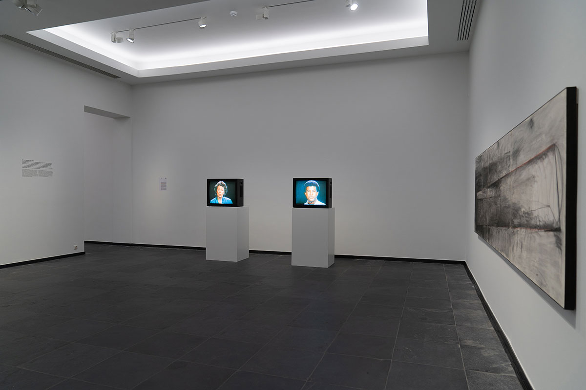 Installation view “Private Passion X Public Duty: Hoet & Matthys-Colle: Through Collectors’ Eyes”, S.M.A.K.-Gent, 2024, Photo: Kurt Stockman, Courtesy S.M.A.K.Installation view “Private Passion X Public Duty: Hoet & Matthys-Colle: Through Collectors’ Eyes”, S.M.A.K.-Gent, 2024, Photo: Kurt Stockman, Courtesy S.M.A.K.