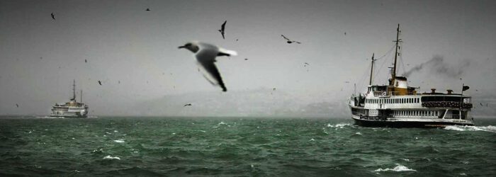 Nuri Bilge Ceylan, Bogaz'da Gemiler Ships in the Bosphorus, Istanbul, 2004, © Nuri Bilge Ceylan, Courtesy the artist and Eye Filmmuseum