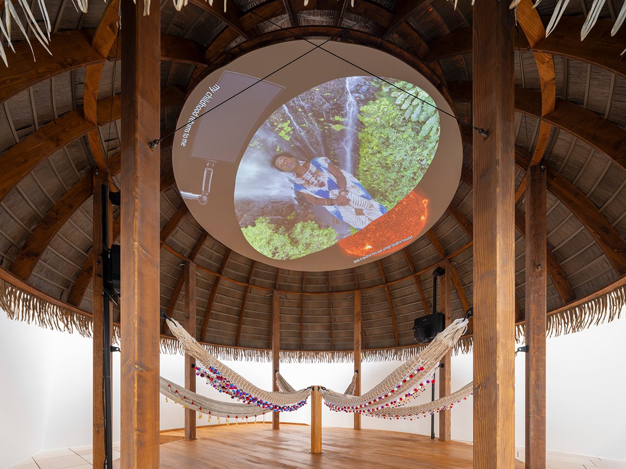 Tabita Rezaire, Des astres, 2024, Installation view, Open Space #16, exhibition presented from April 9 to August 31, 2025, galerie 8, Fondation Louis Vuitton, Paris.© Adagp, Paris, 2025 © Fondation Louis Vuitton / Martin Argyroglo