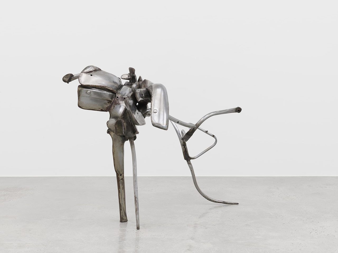 Richard Hunt, Opposed Forms, 1965, Welded chromed steel, 115 x 146 x 100 cm | 45 1/4 x 57 1/2 x 39 3/8 in., © Richard Hunt Legacy Foundation, Courtesy Richard Hunt Legacy Foundation and White Cube Gallery