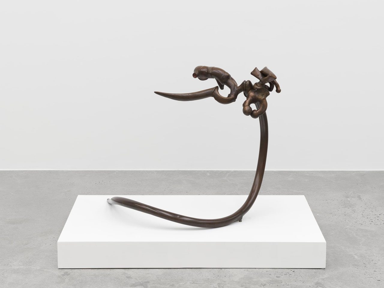 Richard Hunt, Coil, 1965 , Welded copper, 78.7 x 63.5 x 91.4 cm | 31 x 25 x 36 in., © Richard Hunt Legacy Foundation, Courtesy Richard Hunt Legacy Foundation and White Cube Gallery