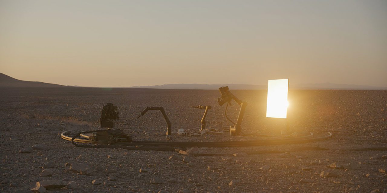 Pierre Huyghe, Camata, 2024, Robotics driven by machine learning, self-directed film, edited in real time by self-learning algorithms, sound, sensors, Edition of 5 plus 2 artist's proofs, © Pierre Huyghe, Courtesy the artist and Marian Goodman Gallery