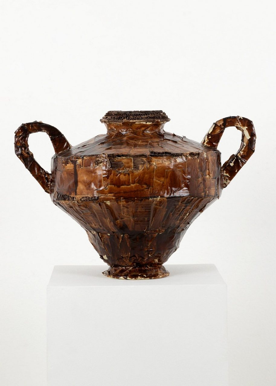 Zoe Miloš, Untitled, 2024, mixed media, 30 x 35 x 46 cm, © Zoe Miloš, Courtesy the artist and Krinzinger Schottenfeld Gallery