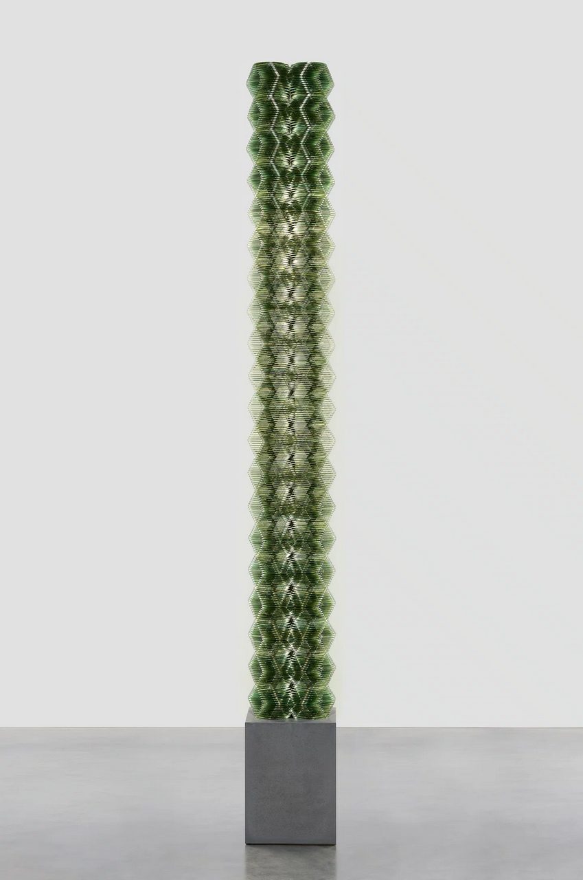 Tara Donovan, Stratagem IX, 2024, CDs, 102-1/4" × 12" × 12" (259.7 cm × 30.5 cm × 30.5 cm)