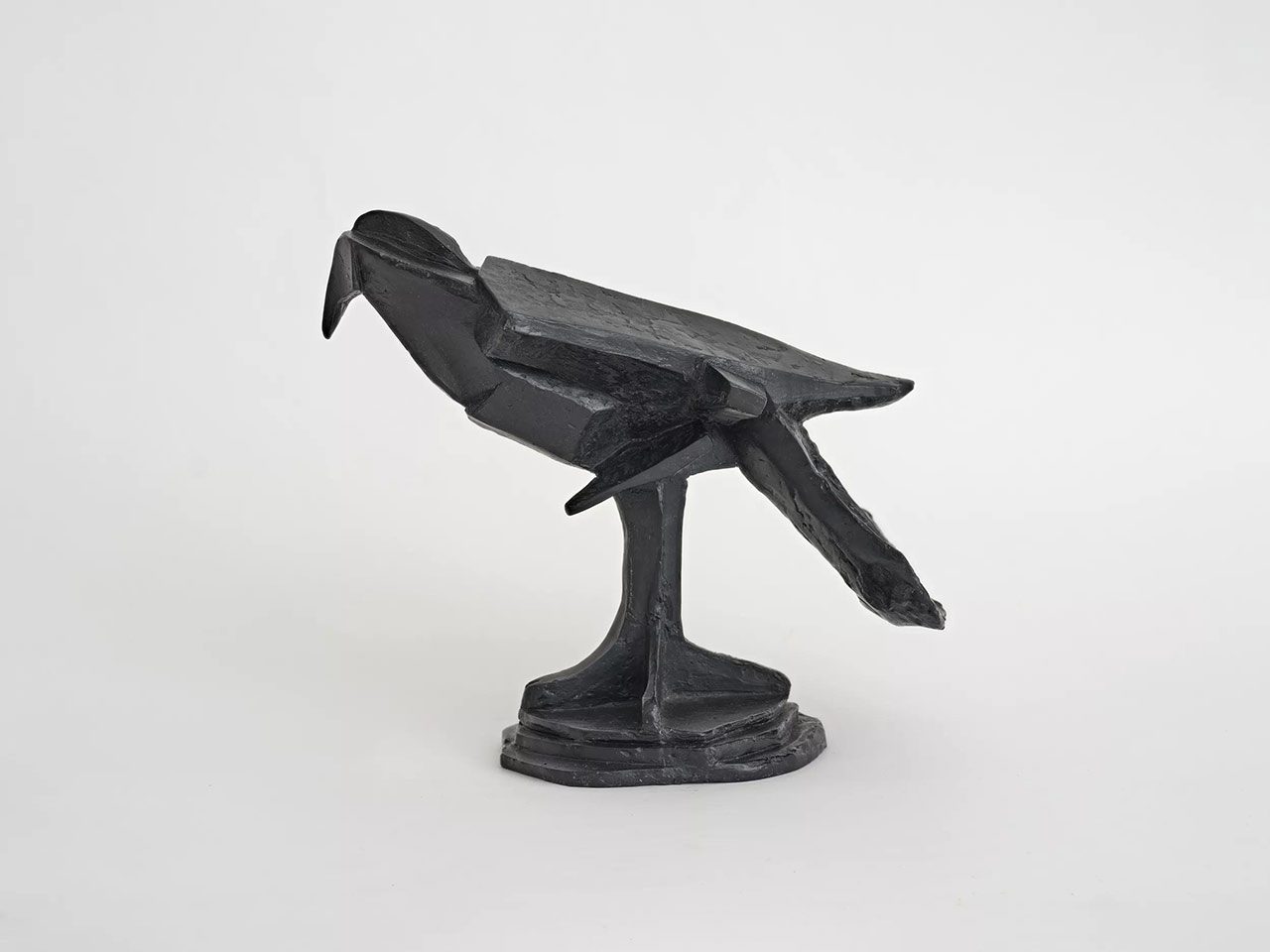 William Kentridge, Carrier Pigeon, 2019, Bronze, 92.2 x 50 x 95 cm / 36 1/4 x 19 5/8 x 37 3/8 in, Photo: Oriol Tarridas Photography, © William Kentridge, Courtesy the artist, Hauser & Wirth and Goodman Gallery