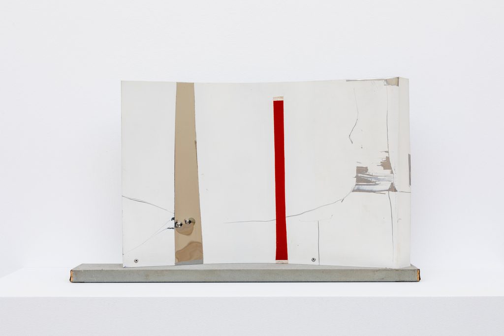 Lars Fredrikson, Untitled, 1979, Bent, hammered and engraved stainless steel, felt, paint, Folded, hammered and engraved stainless steel, felt, paint, Courtesy Collection JMD, Hong Kong, Photo: Helene Toresdotter