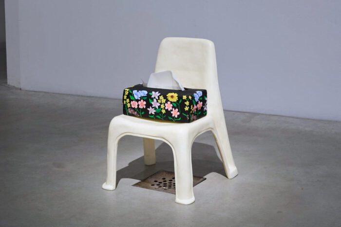 Robert Gober, Untitled, 1997. Cast plastic, painted bronze, paper, silver- plated steel, wood, 17,25 x 13 x 13 inches. Courtesy Matthew Marks Gallery