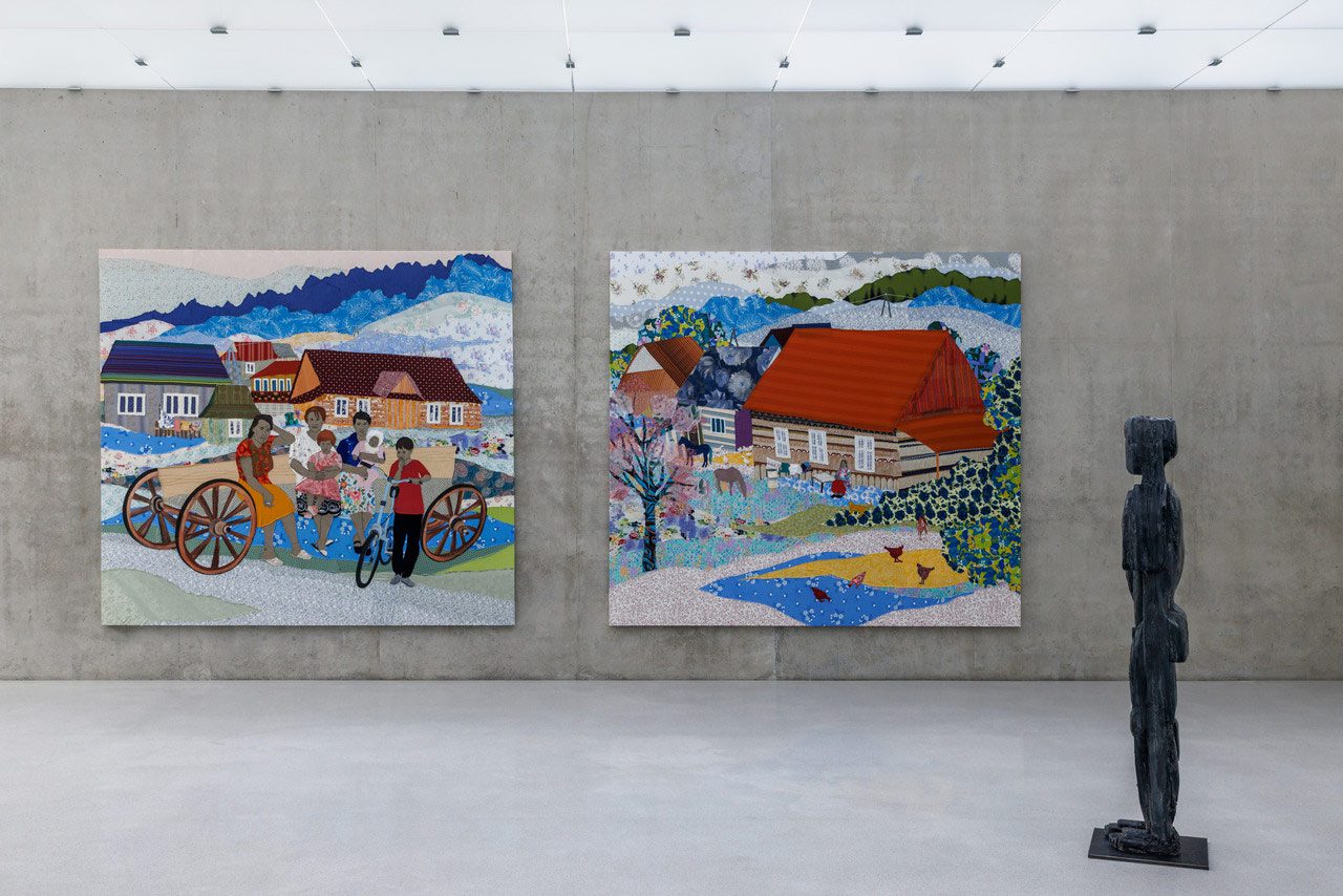Małgorzata Mirga-Tas, Tełe Ćerhenia Jekh Jag, Exhibition view first floor Kunsthaus Bregenz, 2025, Photo: Markus Tretter, © Małgorzata Mirga-Tas, Kunsthaus Bregenz , Courtesy of the artist, Foksal Gallery Foundation, Warsaw, Frith Street Gallery, London, Karma International, Zurich