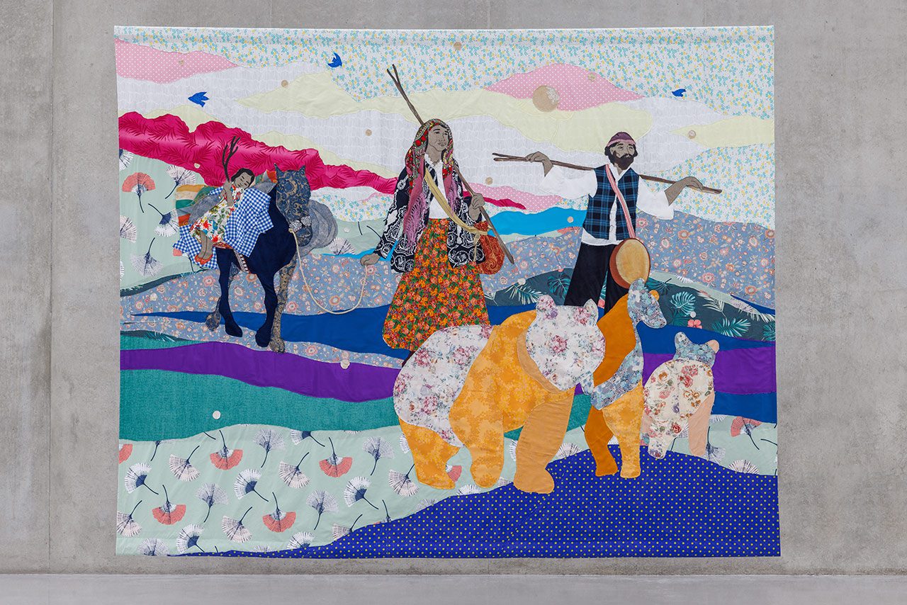 Małgorzata Mirga-Tas, Tełe Ćerhenia Jekh Jag, Exhibition view third floor Kunsthaus Bregenz, Bears with family on the road like a silver moon, 2025, Photo: Markus Tretter, © Małgorzata Mirga-Tas, Kunsthaus Bregenz, Courtesy of the artist, Foksal Gallery Foundation, Warsaw, Frith Street Gallery, London, Karma International, Zurich