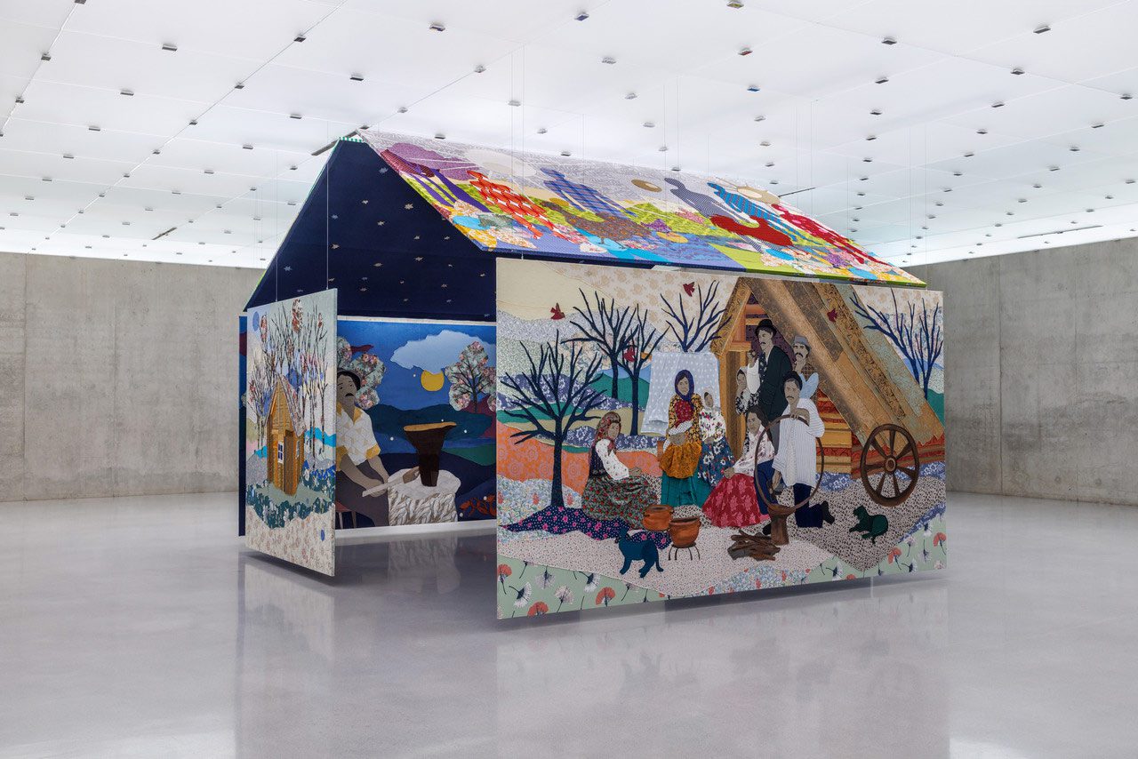 Małgorzata Mirga-Tas, Exhibition view second floor Kunsthaus Bregenz, 2025, Photo: Markus Tretter, © Małgorzata Mirga-Tas, Kunsthaus Bregenz , Courtesy of the artist, Foksal Gallery Foundation, Warsaw, Frith Street Gallery, London, Karma International, Zurich