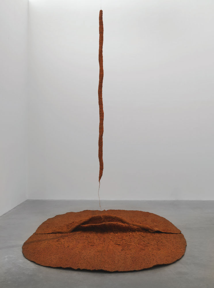 Magdalena Abakanowicz, Orange Abakan, 1971, sisal, Tate, anonymous gift, 2009 © Magdalena Abakanowicz