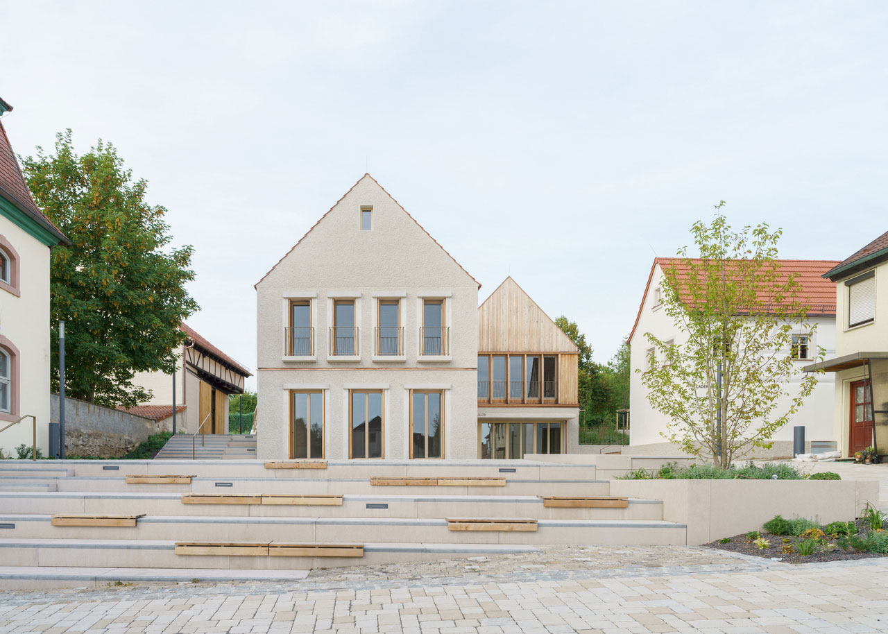 MittenIm © Sebastian Schels