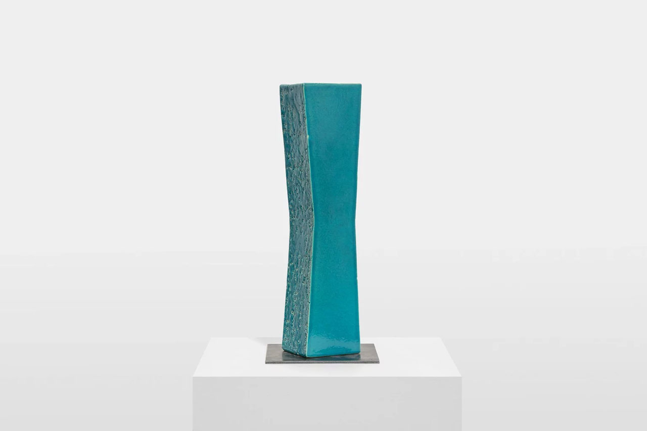 Heinz Mack, Untitled, 2020, Glazed ceramic, 48.5 x 12 x 10 cm, 19 x 4 1/2 x 4 in, © Heinz Mack, Courtesy the artist and Almine Rech Gallery