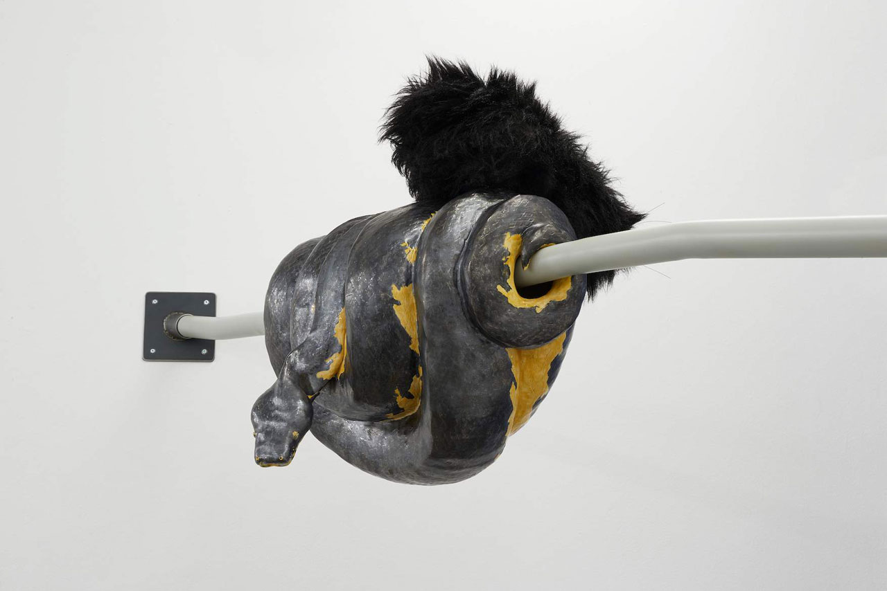 Gerrit Frohne-Brinkmann, Predator and Prey, 2024, Glazed ceramics, robotic cat, metal, paint, cables, controller, various materials, 60 × 257 × 52 cm, 23 5/8 × 101 1/8 × 20 1/2 inches, Photo by Volker Renner, © Gerrit Frohne-Brinkmann, courtesy the artist and Galerie Noah Klink