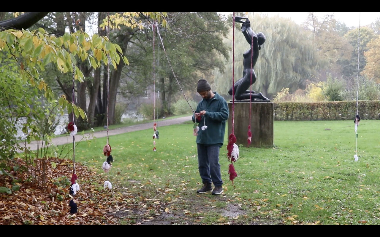 Eşref Yıldırım, Yağmuru düğümlemek / Knotting the rain, 2025, Single-channel video, 2’1’’, Edition of 5 plus 2 artist's proofs (#2/5) , © Eşref Yıldırım, Courtesy the artist and Zilberman Gallery