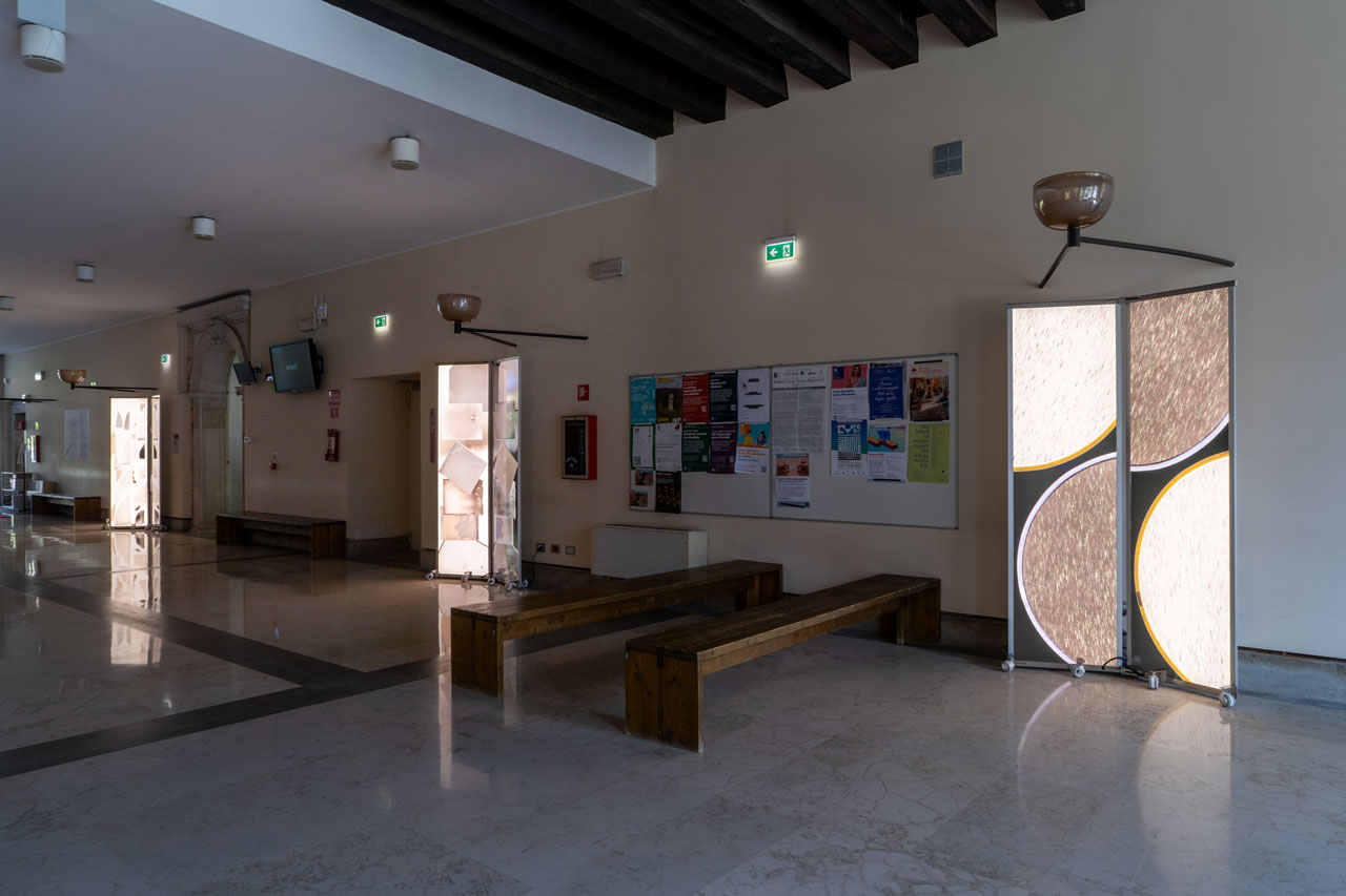 Jennifer West, Stitched Cosmos, Installation view, Curated by Francesco Urbano Ragazzi,_Photo: Gaia Cambiaggi, Courteys the artit and Ca’ Foscari University of Venice