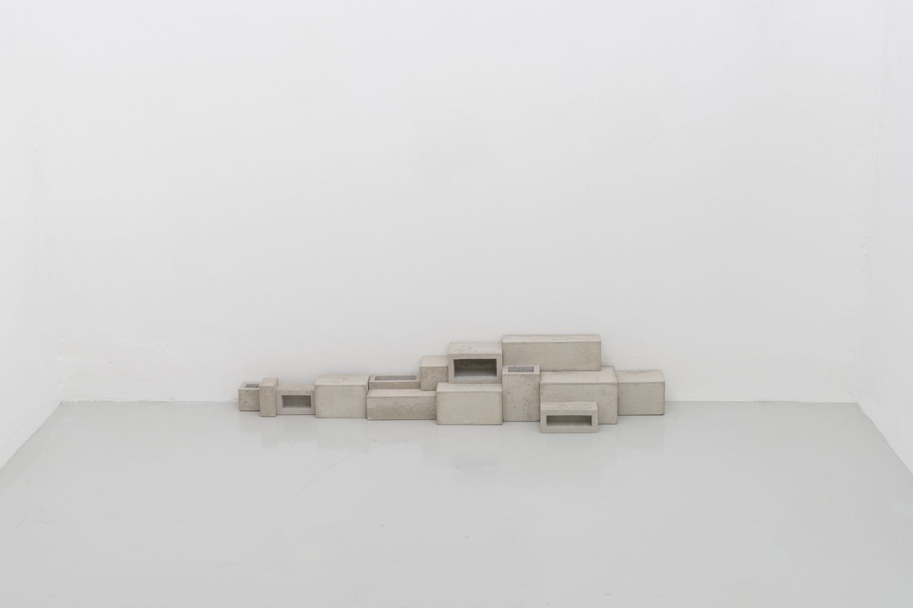 Antony Gormley, SMALL OPEN RELIEF, 2026, concrete, 16.9 x 99 x 21.1 cm, 6.65 x 38.98 x 8.31 in, Courtesy: the artist and GALLERIA CONTINUA, Copyright: © the Artist Photo: Ela Bialkowska, OKNO Studio