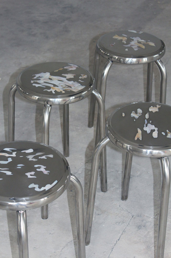 Amalgame Studio, KHÍA Stools, 2025-2026, Stainless steel with nacre, 300x300x450mm© Photo: Amalgame Studio