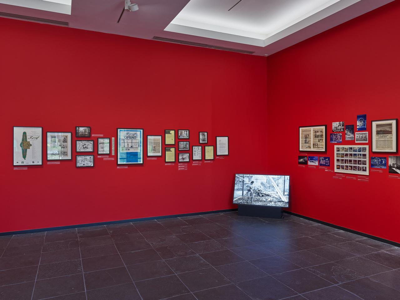 Installation view, 40 jaar Chambres d'Amis, S.M.A.K. Gent, 2026. Photo: We Document Art