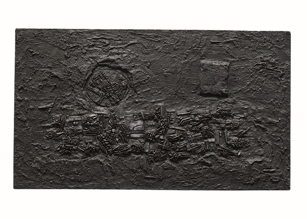 Arnaldo Pomodoro, Il giardino nero, 1956 P, lead, cement and tin, 69 × 118 cm, Collezione Fondazione Arnaldo Pomodoro, Milano, Photo Giorgio Boschetti. Courtesy Fondazione Arnaldo Pomodoro, Milano