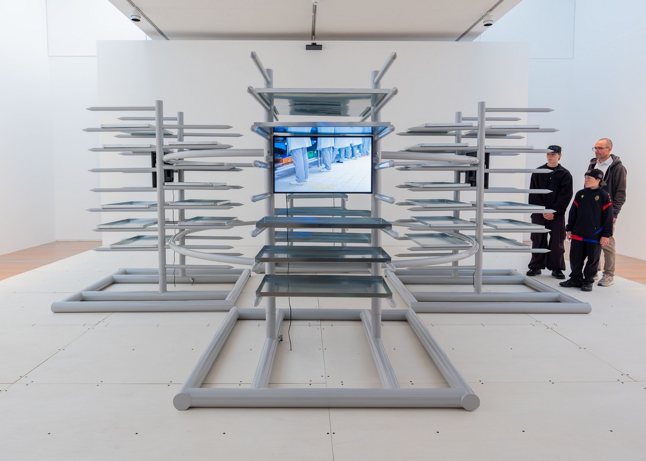 Doruntina Kastrati, A Horn That Swallows Songs, 2025, Installation view Labouring Bodies at Museum Tinguely, Basel, Aluminium, steel, 4-channel video, sound Dimensions: Dimensions variable, © Doruntina Kastrati, Creditline: Servais Family Collection Brussels, Photo Credit: 2026 Museum Tinguely, Basel; Pati Grabowicz