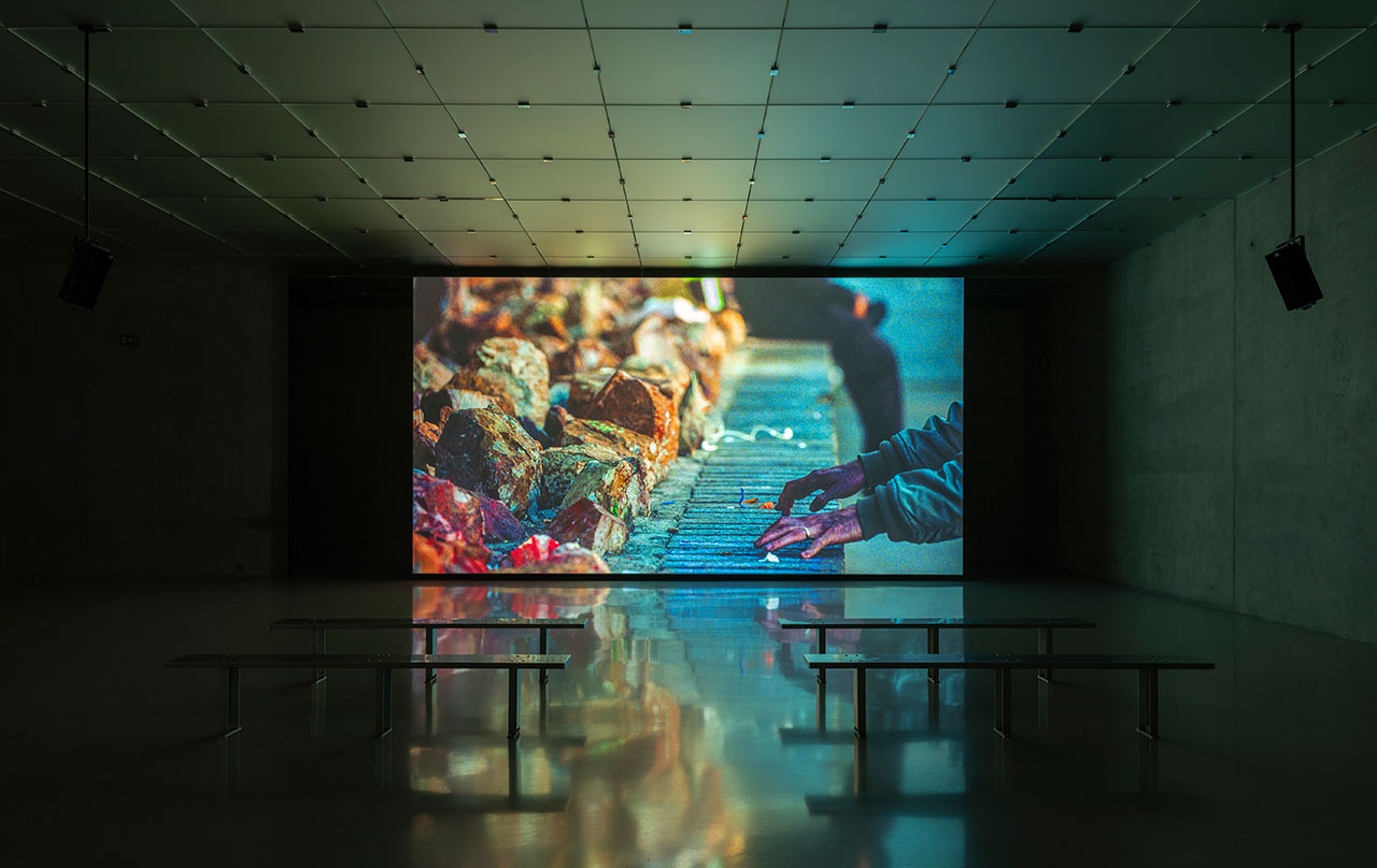 Cyprien Gaillard, When you expect flutes, it’s whistles, Exhibition view third floor Kunsthaus Bregenz, 2026 DETERRENT, 2026, Photo: Timo Ohler, © Cyprien Gaillard, Kunsthaus Bregenz , Courtesy of the artist, Kunsthaus Bregenz, Fondazione Prada