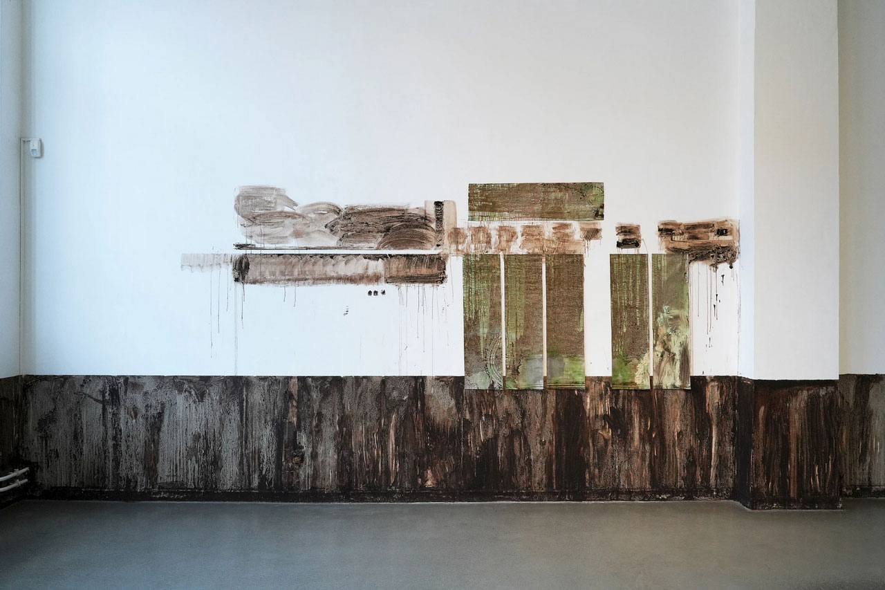 Melike Kara, Whispers, Installation view, Kunsthaus Hamburg-Hamburg, 2026, Photo: Jaewong Kim, Courtesy the artist and Kunsthaus Hamburg