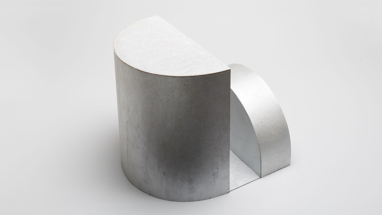 Michał Budny, Untitled (Memory), 2024. Cardboard, silver purest pigment acrylic paint, 23,5 x 23,5 x 26 cm. Photo: © Michał Budny. Courtesy of Michał Budny and Annex14, Zurich