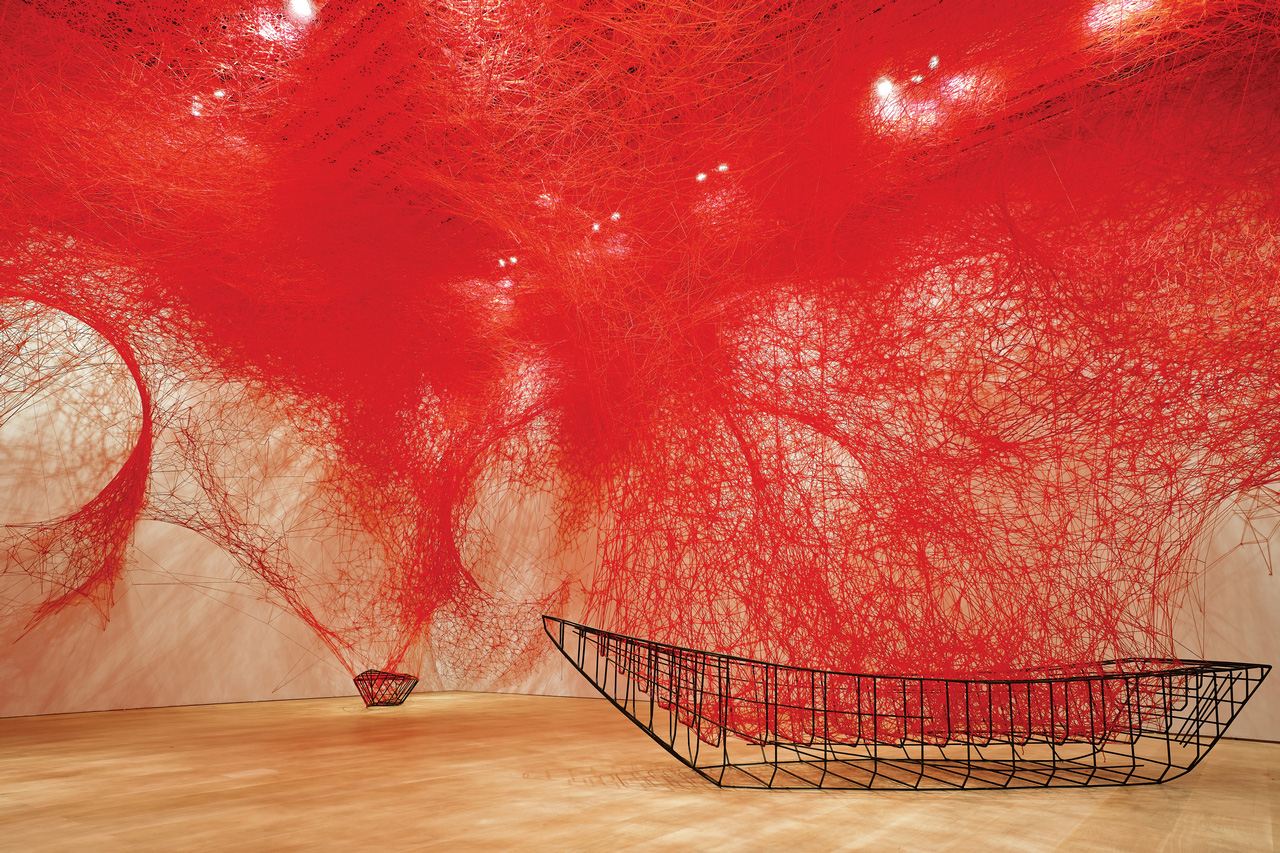 Installation view of Chiharu Shiota’s Uncertain Journey (2016/2026) in the exhibition Chiharu Shiota: The Soul Trembles, the Montreal Museum of Fine Arts. Collection of the artist. © Chiharu Shiota / VG Bild-Kunst, Bonn / CARCC Ottawa 2026. Photo MMFA, Julie Ciot