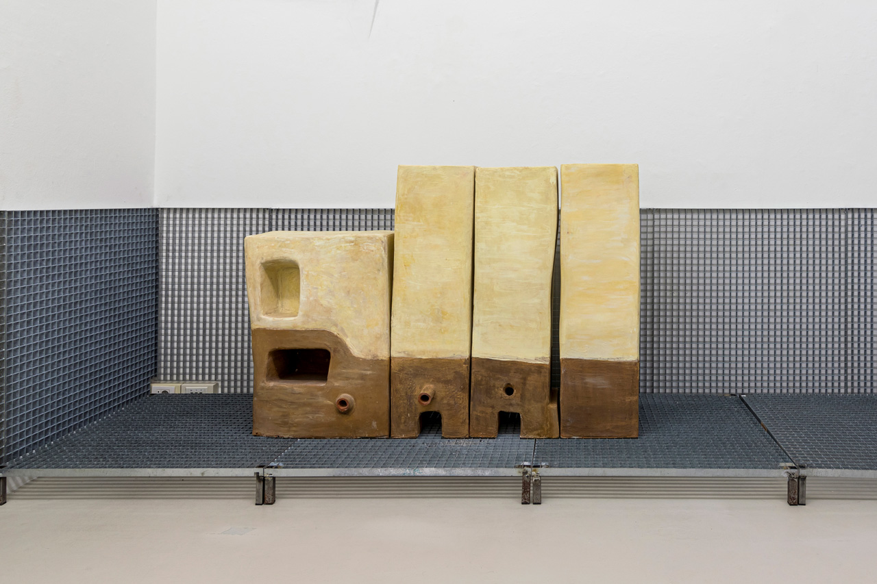 Jumana Manna, Towers, 2018, Ceramics, tadelakt, grids, Installation view of the exhibition CACHE (Insurance Policy), arge/kunst, 2019, Ph. Luca Guadagnini, Courtesy of the artist and arge/kunst