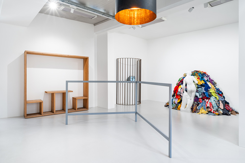 Michelangelo Pistoletto - Avant et après l'Arte Povera, exhibition view, Galleria Continua, Paris Marais. Photo: © Hafid Lhachmi - ADAGP Paris, 2026, Courtesy the artist and Galeria Continua