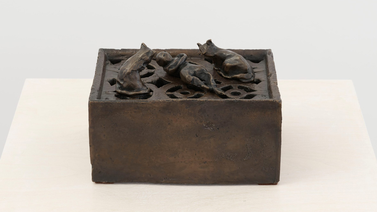 Tracey Emin, They Love Me, 2026, Bronze, Edition of 6, 15 x 21.6 x 15 cm | 6 x 8 1/2 x 6 in., © Tracey Emin, Courtesy the artist and White Cube Gallery