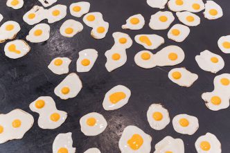 Mirror of Christopher Chiappa / live strong Cologne solo project, each egg costs between 425 and 520 Euro, depending on egg yolk, Preview and Vernissage Kunstmesse Art Cologne on 25/4/17, © Koelnmesse GmbH / Sebastian Drueen, Art Cologne Art Fair Archive