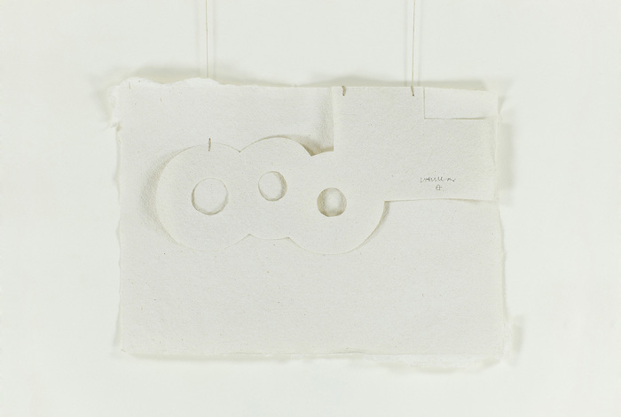 Eduardo Chillida, CH-87/GB-15, 1987, Paper, thread, 21 x 30 cm, © Estate of Eduardo Chillida, Courtesy of the estate and Hauser & Wirth