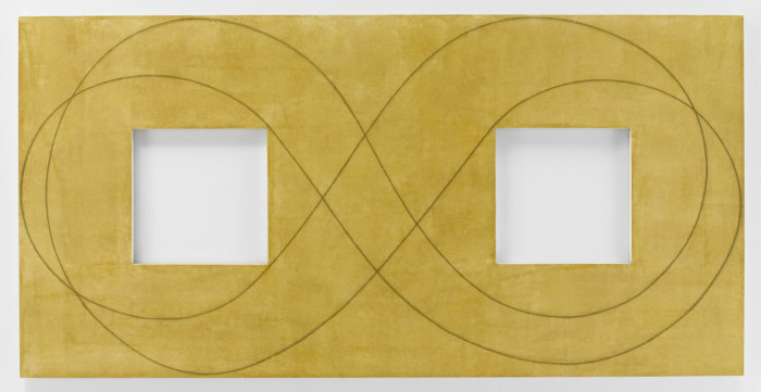 Robert Mangold, Yellow Double Square / Loop, 2015, Acrylic and black pencil on canvas, 121.9 x 243.8 cm, © Robert Mangold, Courtesy the artist and Pace Gallery