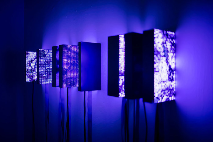 Daniel Canogar, Fulgurations, 2021, installation, © Daniel Canogar © Photo: Studio Daniel Canogar