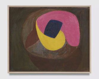 Thomas Nozkowski, Untitled (4-117), 1986, oil on canvas board, 16" × 20" (40.6 cm × 50.8 cm) 17" × 21" × 1-1/2" (43.2 cm × 53.3 cm × 3.8 cm), framed, © Estate of Thomas Nozkowski, Courtesy © Estate of Thomas Nozkowski and Pace Gallery