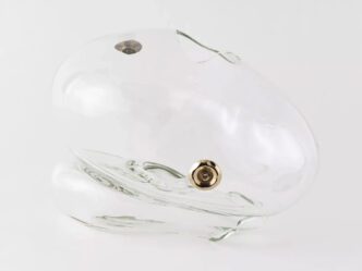 Mika Tajima, Anima 18, 2021 Glass, cast bronze jet nozzles, 33 x 49.5 x 35.6 cm, © Mika Tajima, Courtesy the artist and Pace Gallery