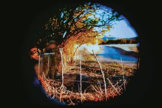 Estefanía Peñafiel, series "A Breath of Welcome", 2013–2019. Courtesy of the artist © Estefanía Peñafiel Loaiza