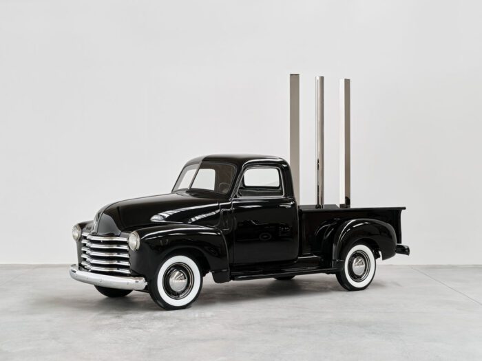 Walter De Maria, Black Truck / Triangle, Circle, Square, from Truck Trilogy, 2011–17, 3 1950s Chevrolet half-ton pickup trucks, white oak, and stainless steel, in 3 parts, each: 120 x 75 x 195 inches (304.8 x 190.5 x 495.3 cm), overall dimensions variable, © 2025 Estate of Walter De Maria, Photo: Thomas Lannes, Courtesy Gagosian